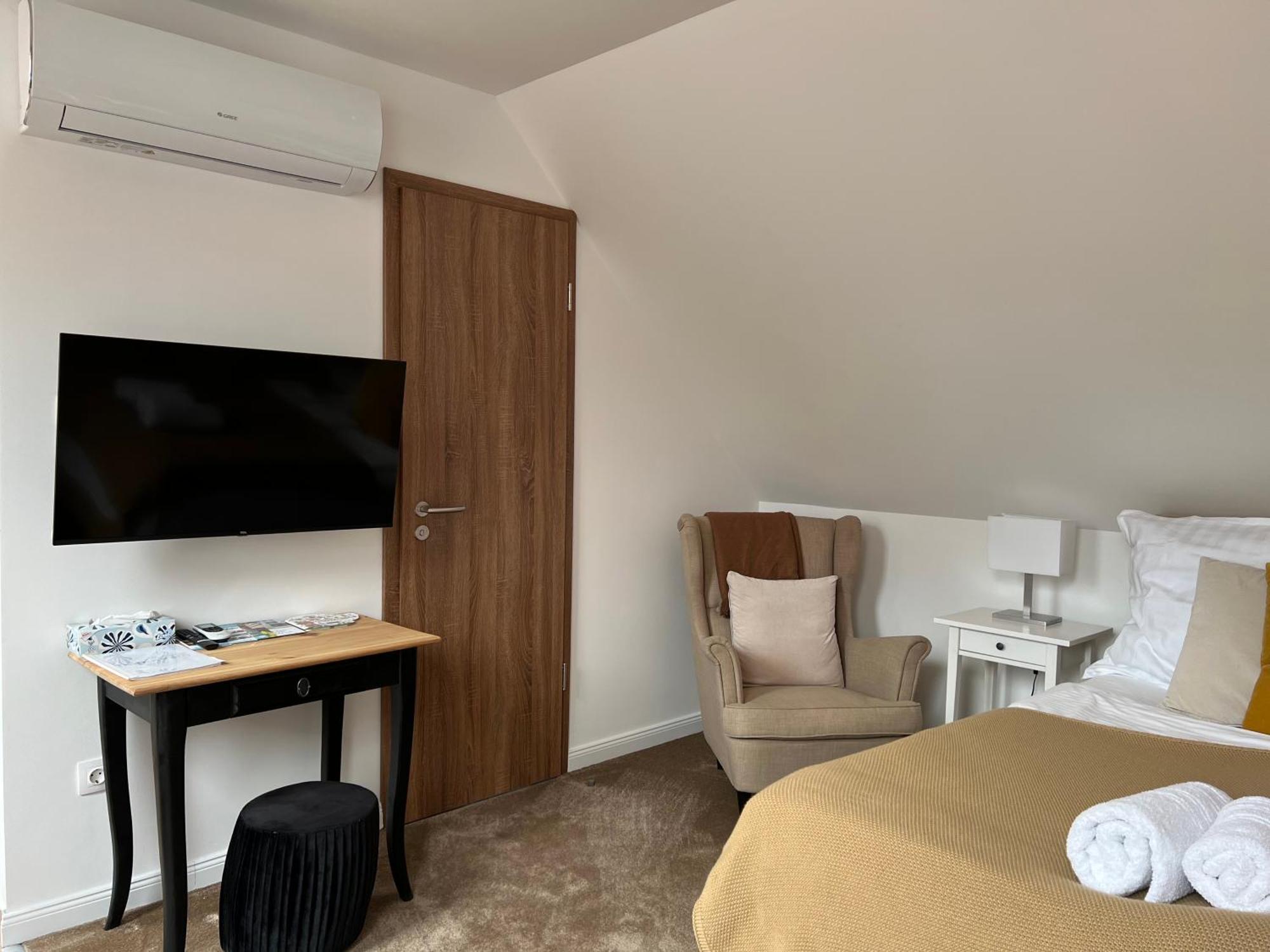 Monbuhim Comfort Veszprém Extérieur photo