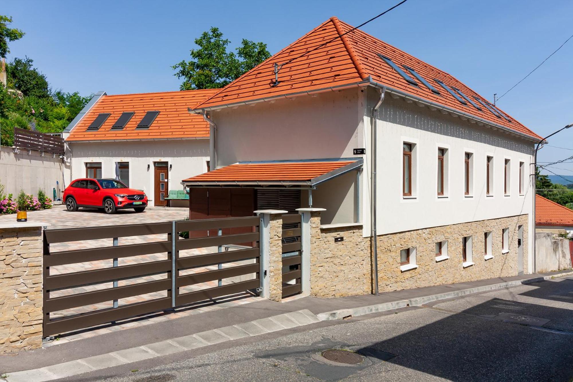 Monbuhim Comfort Veszprém Extérieur photo